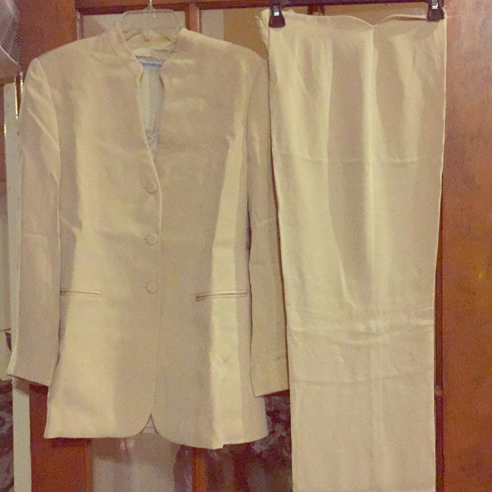 Emporia Armani 2 pc suit